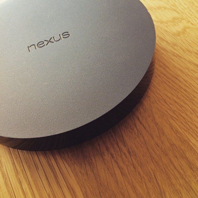 Photo du boitier de Google, le Nexus Player